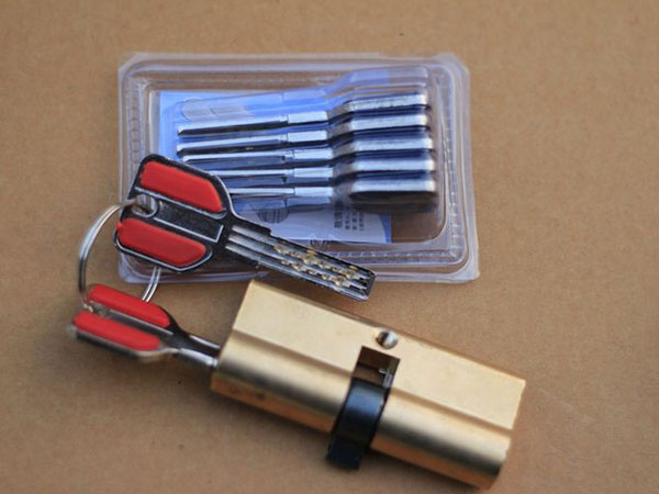 玛纳斯24小时上门开锁公司